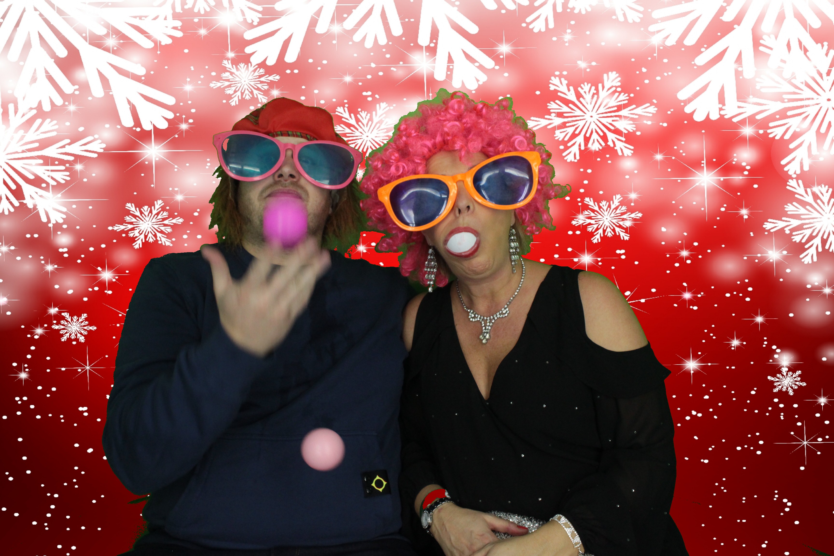 One Line Christmas Party | View more photos from the event at gallery.myphotoboothexperience.co.uk/u/MyPhotoBoothExperienceLtd/One-Line-Christmas-Party
